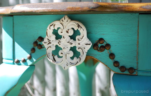 Cool Vintage Knob on Table Makeover