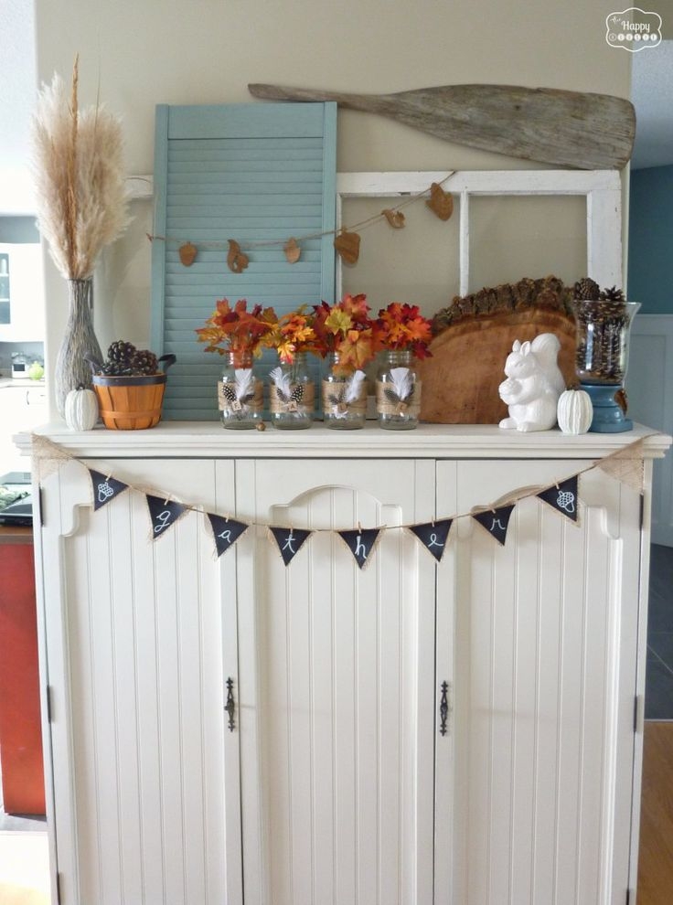 25 No Mantle Fall Decor Ideas