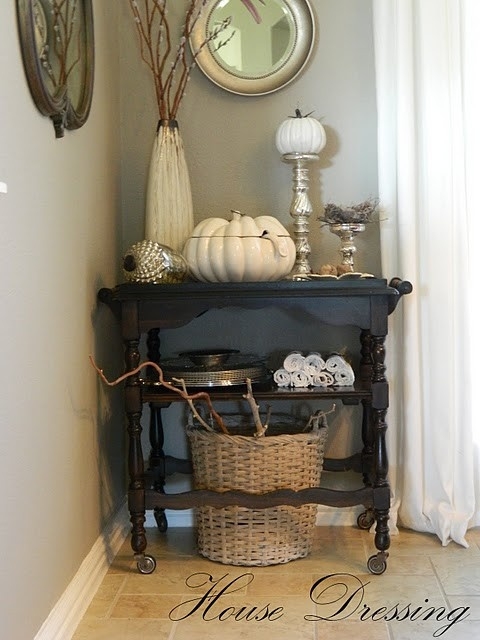 25 No Mantle Fall Decor Ideas