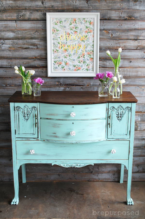 Mint and Floral Buffet