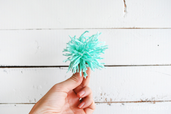 Yarn Pom Pom