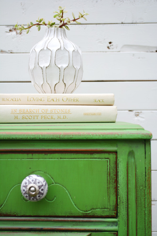 green end table makeover