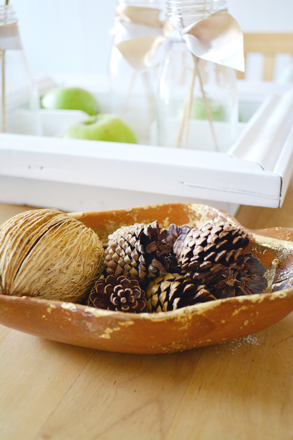 fall popourii and wooden bowl