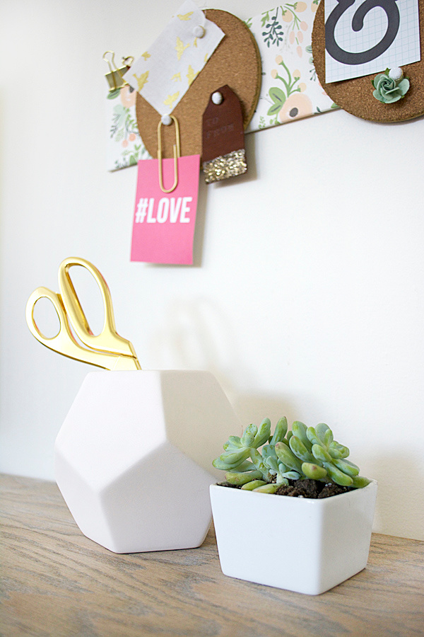 balsa wood cork board holder