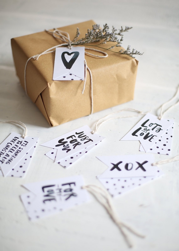 10 Free Holiday Printable Gift Tags