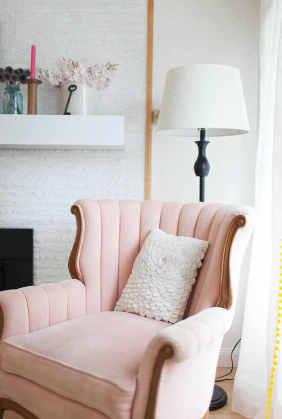 How to Decorate with the 2016 Pantone Colors of the Year