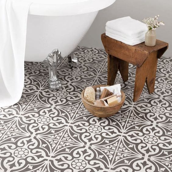 10 Gorgeously Tiled Bathrooms