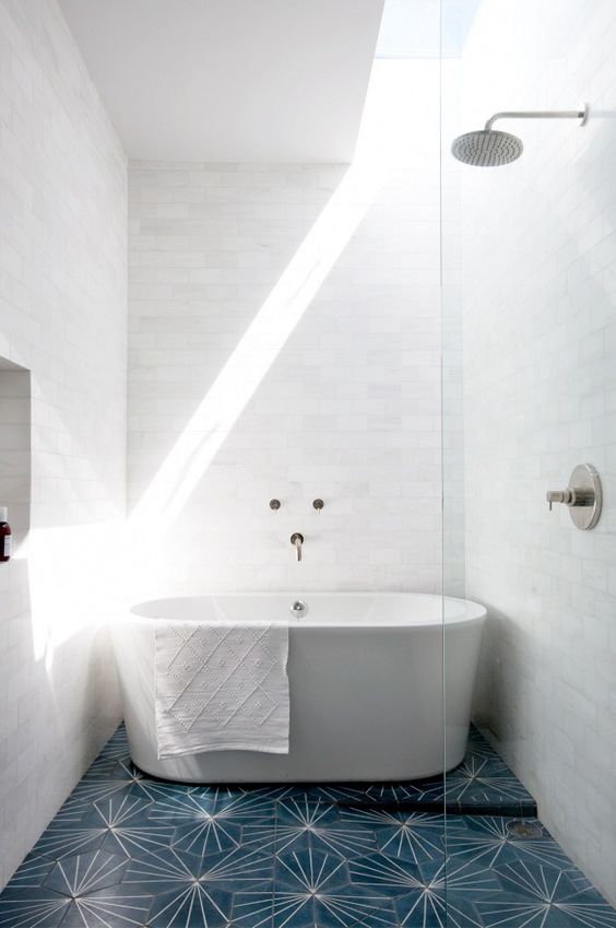 10 Gorgeously Tiled Bathrooms