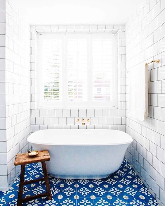 10 Gorgeously Tiled Bathrooms