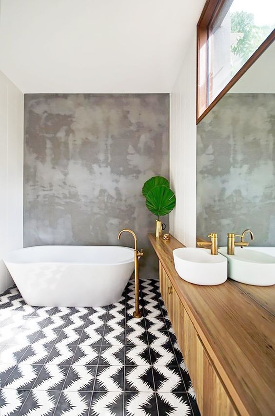 10 Gorgeously Tiled Bathrooms