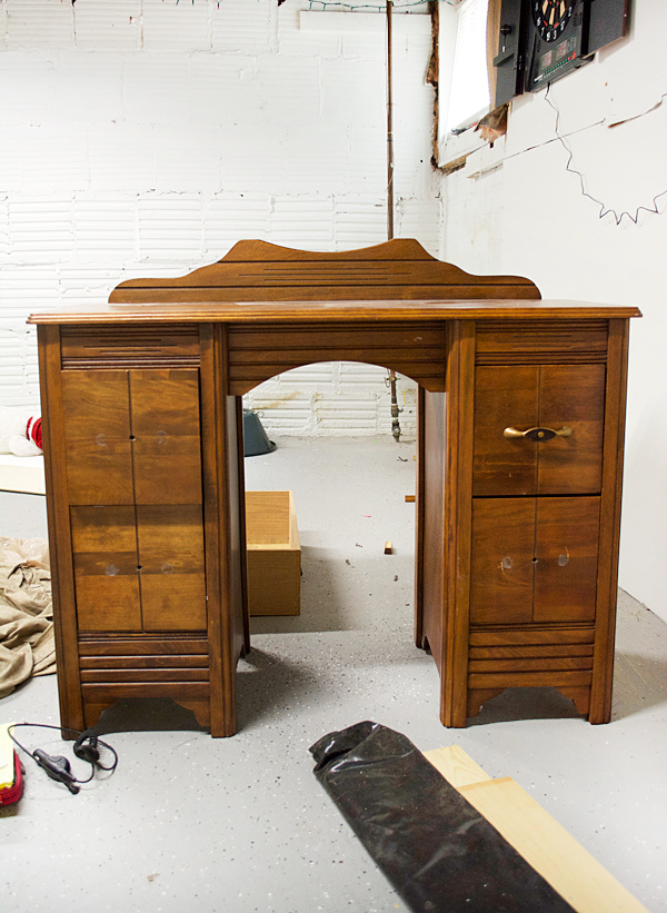 Vintage Vanity makeover