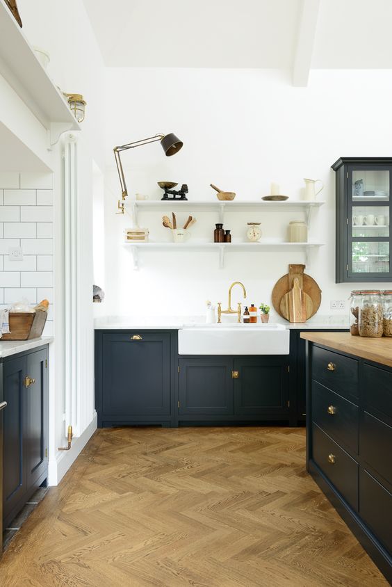 Modern Laundry Room Makeover