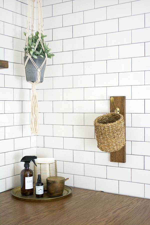 Laundry Room Lint Basket Holder