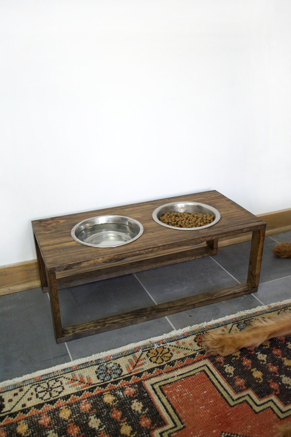 DIY Dog Bowl Stand - DIY Huntress