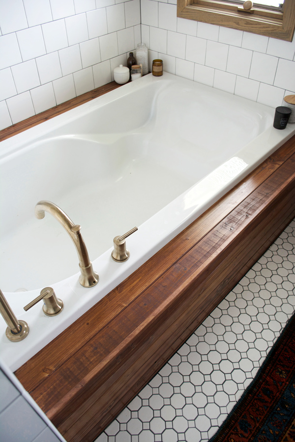 How To Install Wood Planking On A Bathtub Brepurposed - How To Seal Wood For Use In Bathroom