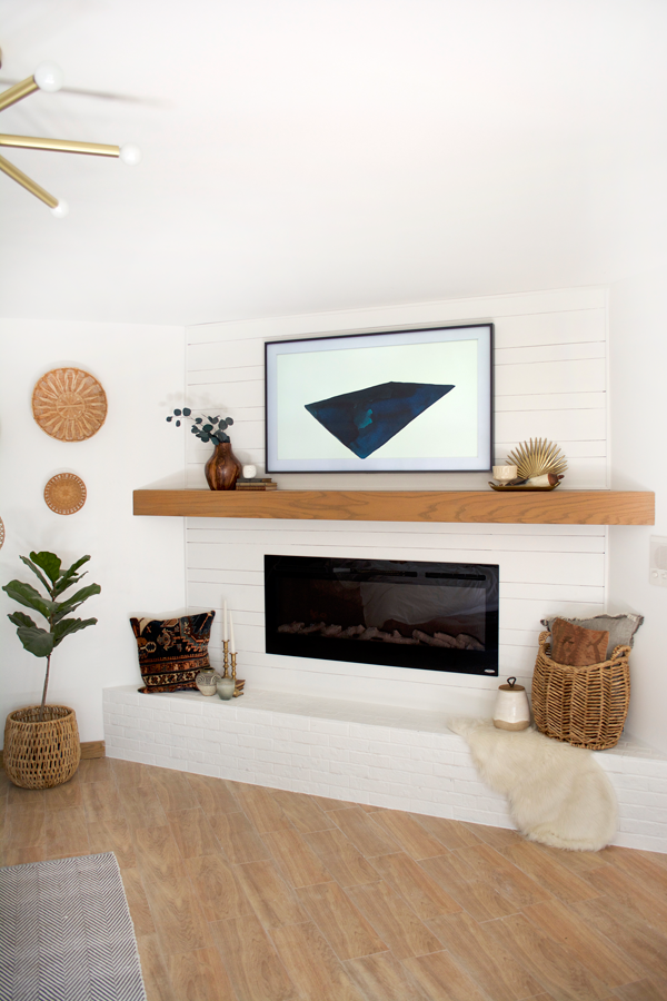 blending your tv into your decor with the samsung frame