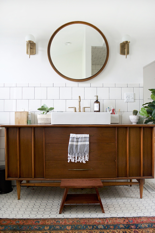 Cute Step Stool in Bathroom