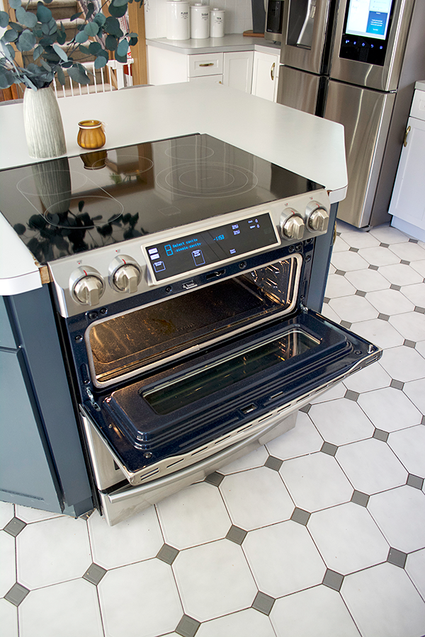 a dual door oven