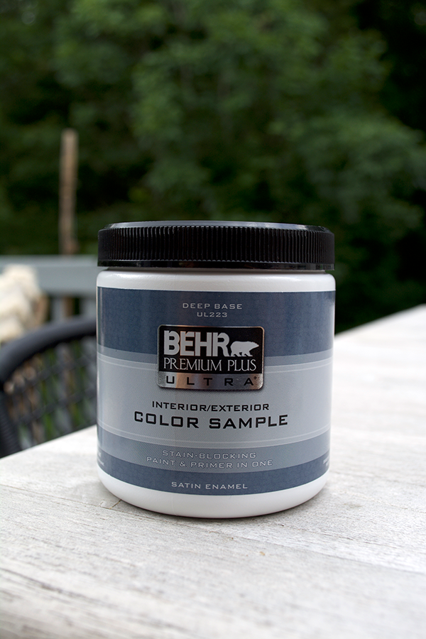 BEHR black exterior paint