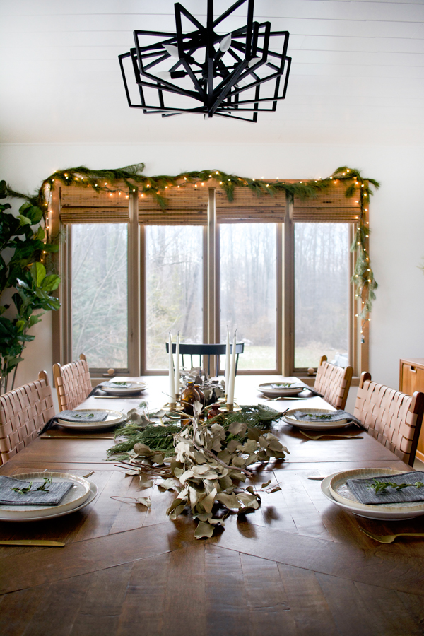 Neutral and Earthy Holiday Tablescape for Christmas