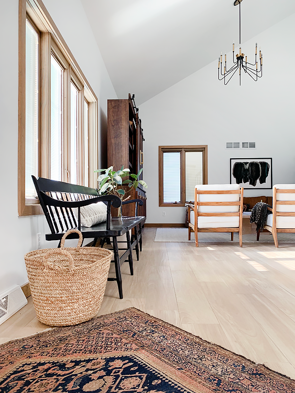 Antique Black Bench in Entryway