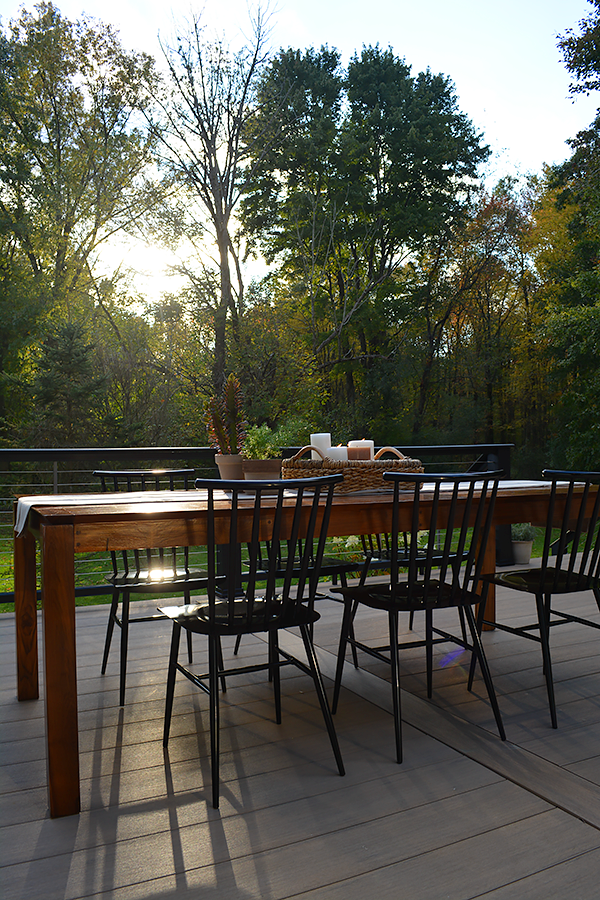 Cozy Outdoor Dining