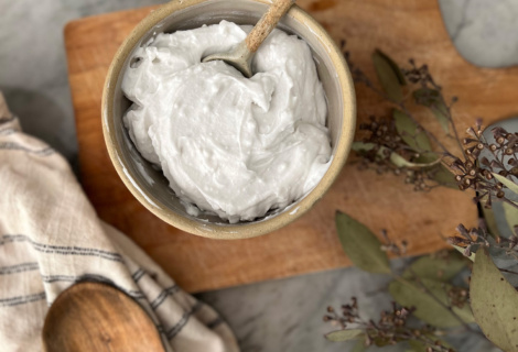 Easy Coconut Whipped Cream Recipe