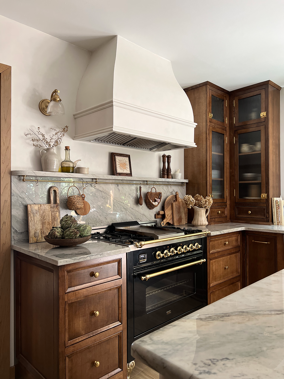 Modern European-Style Kitchen Cabinets – Kitchen Craft