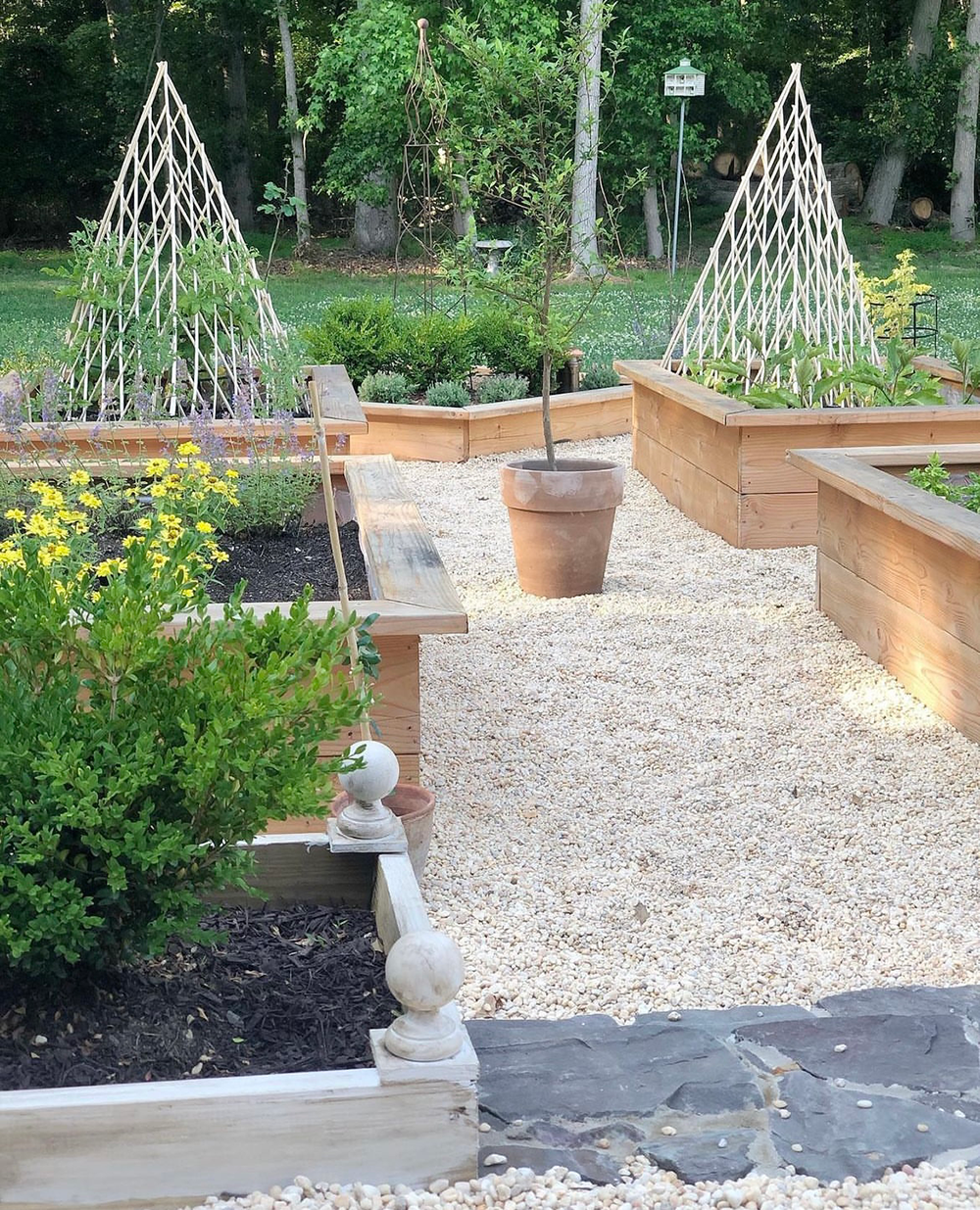 raised garden bed tutorial