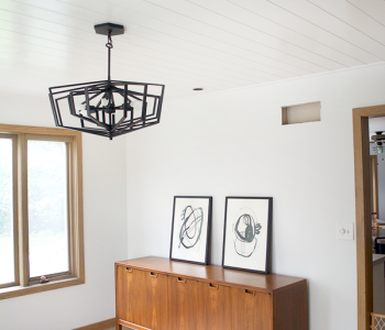 Shiplap ceiling in the dining room